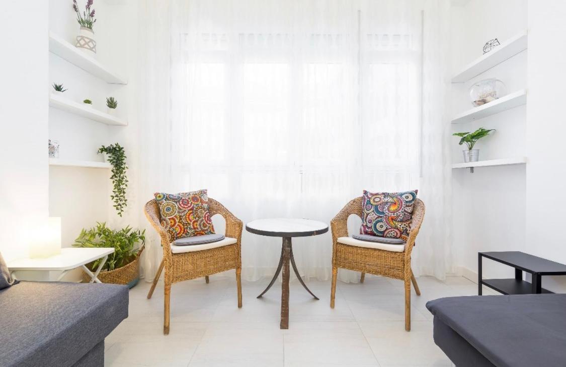 Suite Homes Santa Lucia Málaga Exterior foto